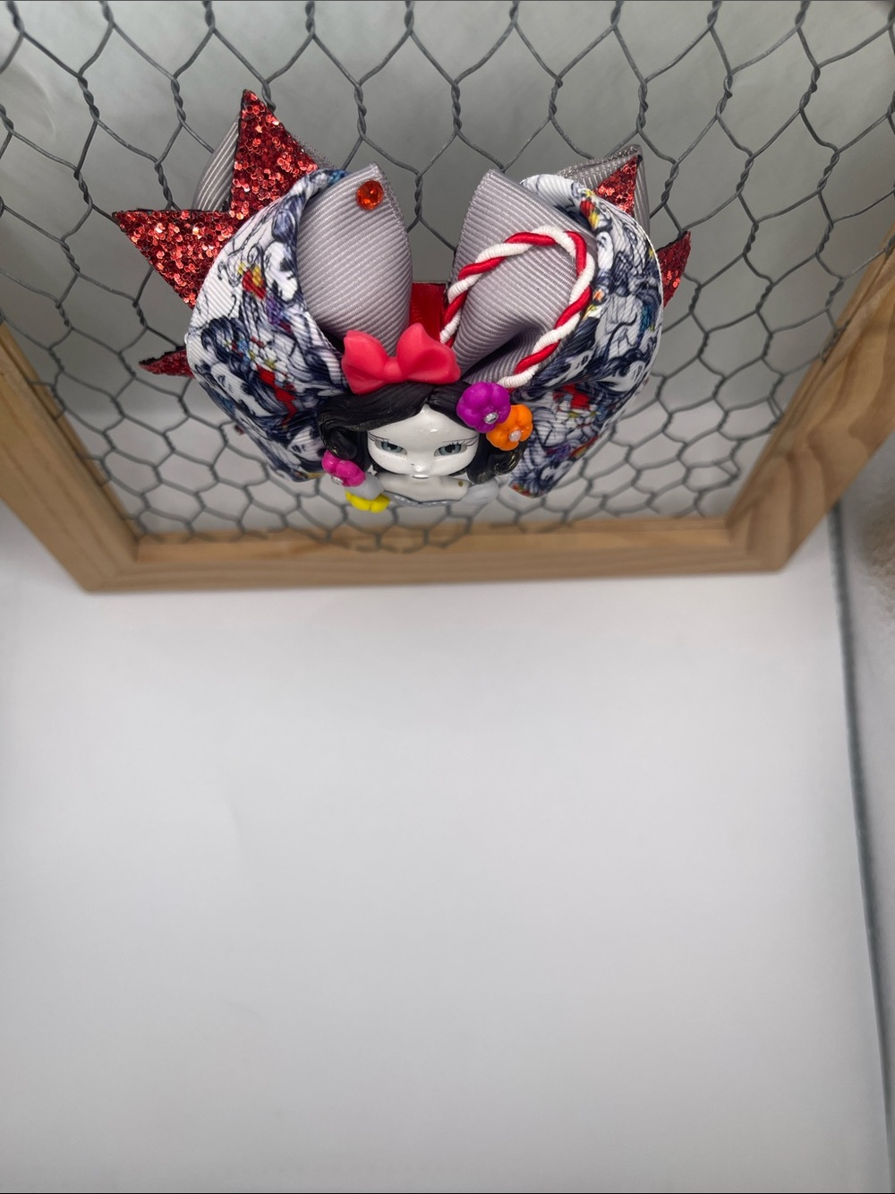 Handmade Princess Inspired Hair Bow - Picture 6 of 9